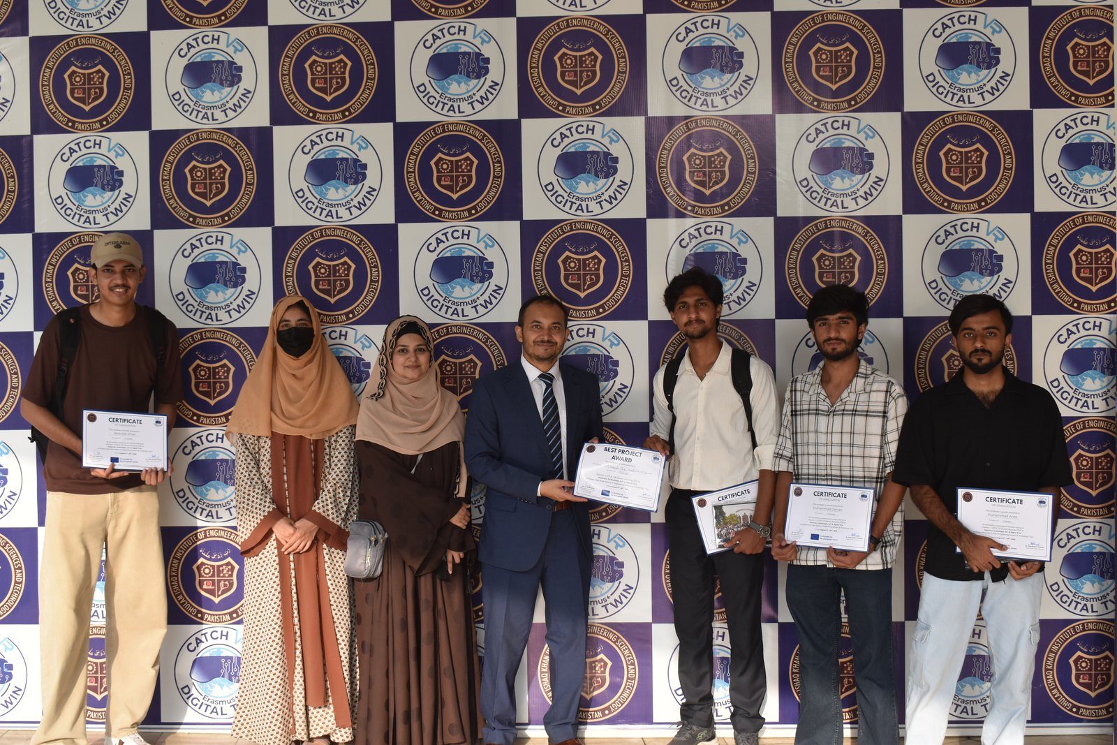 Participants receiving certificates